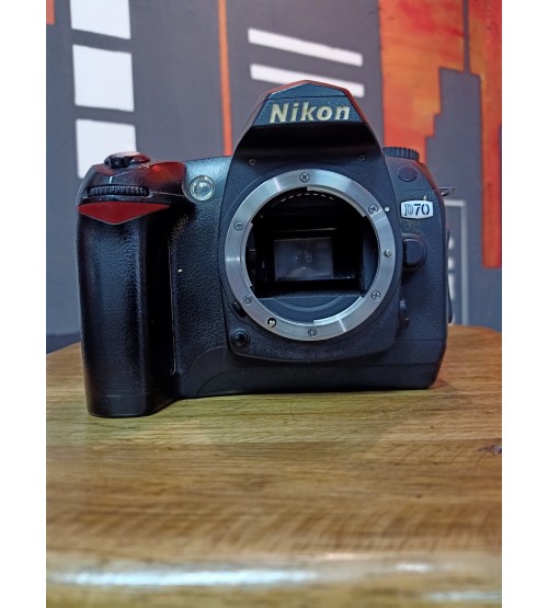 Used..!! Nikon D70 Body Only (Matot + Fisik Mulus)